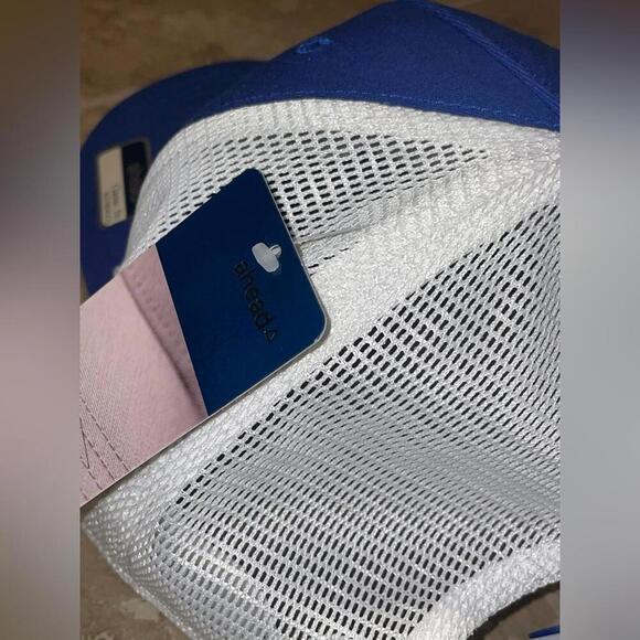 PGA TOUR HAT - Picture 6 of 11